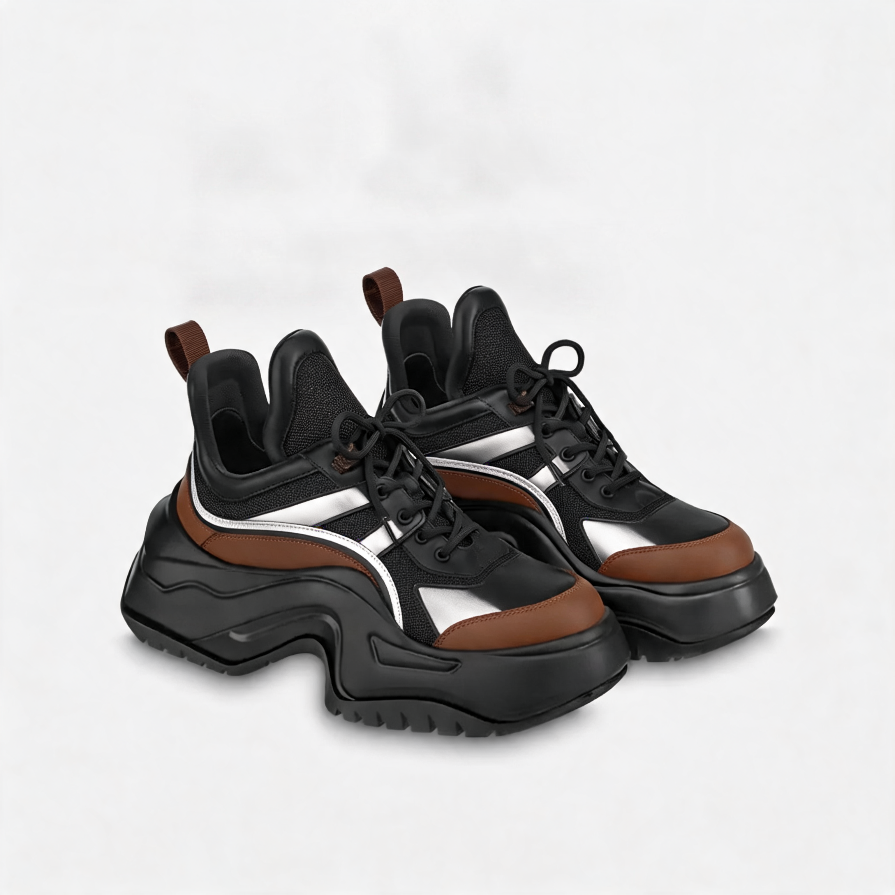 Wavy-Sole Runner Sneaker Black