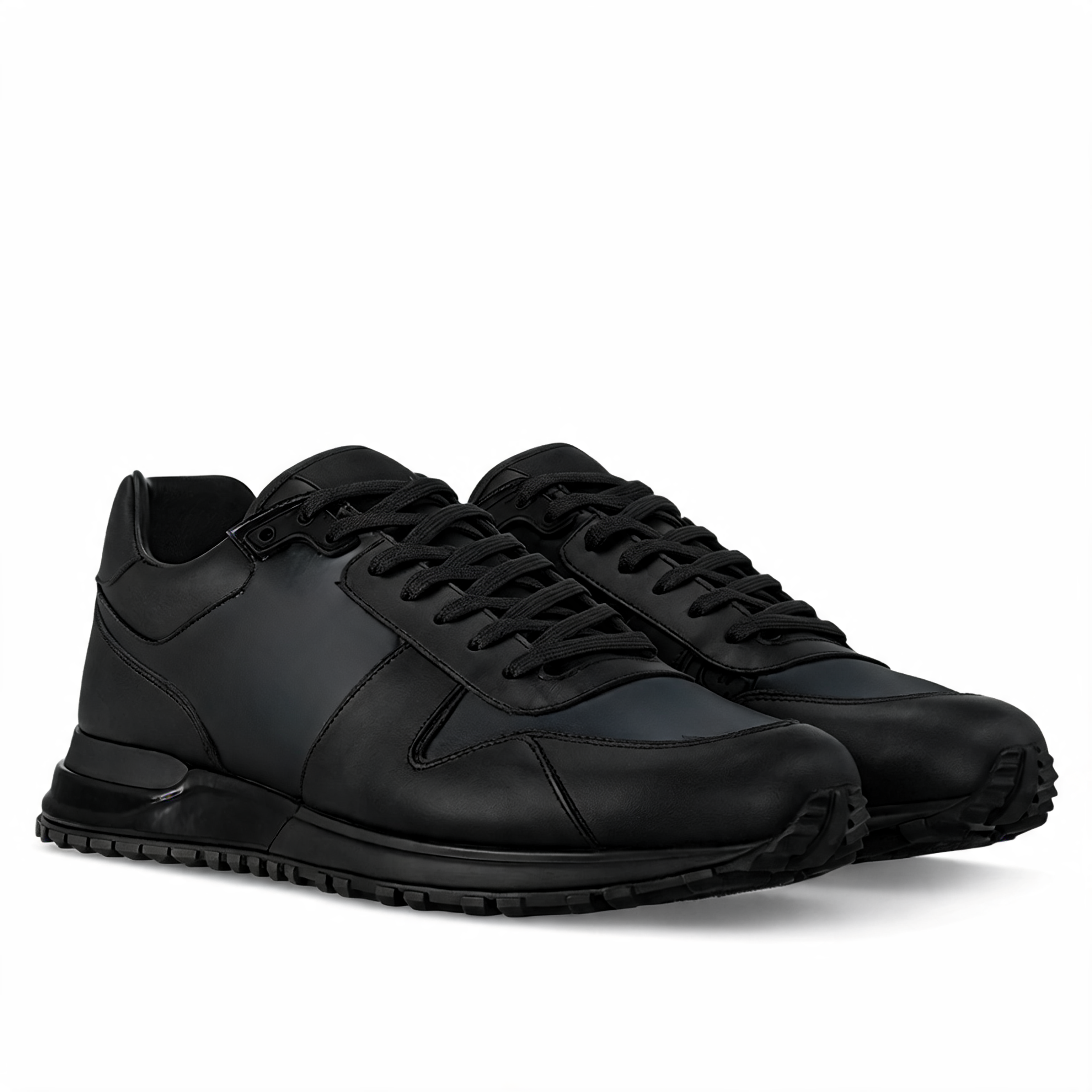 Low Runner Sneaker Black